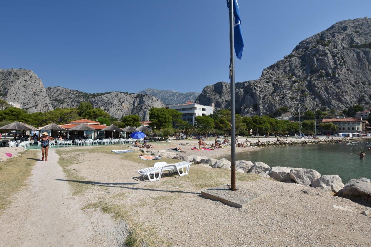 Apartment Sreta Omiš Eksteriør bilde